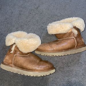 Ugg Button Bailey Boots